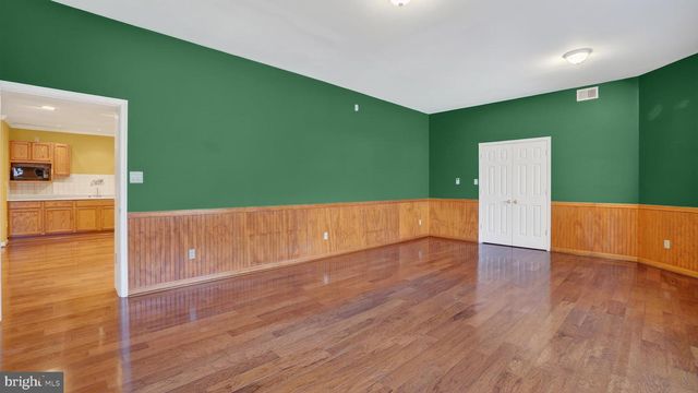 15022 SNOWDEN DR, Silver Spring, MD 20905