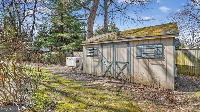 15022 SNOWDEN DR, Silver Spring, MD 20905