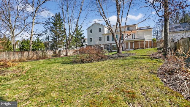 15022 SNOWDEN DR, Silver Spring, MD 20905