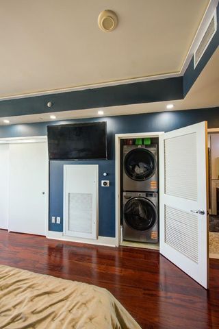 88 E San Fernando Street 704, San Jose, CA 95113