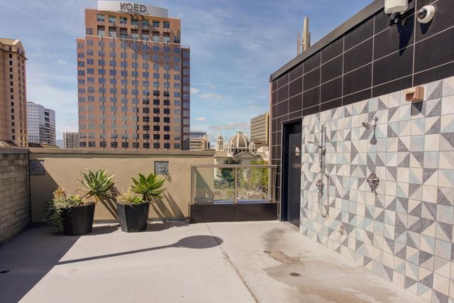 88 E San Fernando Street 704, San Jose, CA 95113