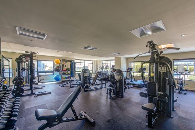 88 E San Fernando Street 704, San Jose, CA 95113