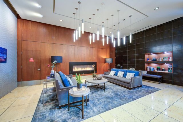 88 E San Fernando Street 704, San Jose, CA 95113