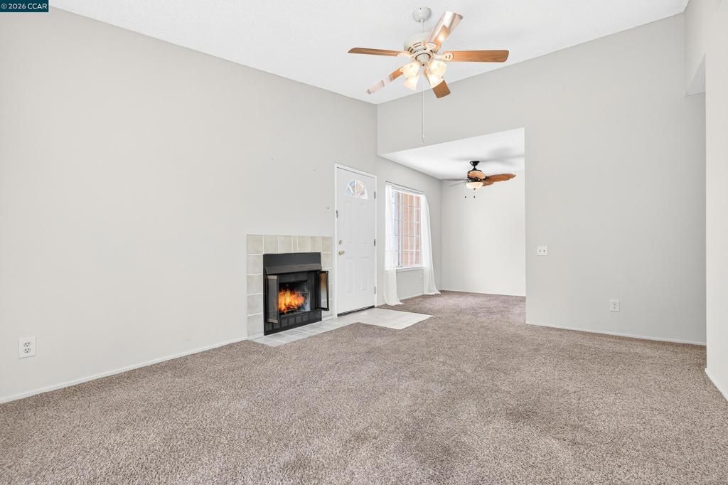 Image 5 of property listing at 15 15 Glenwood, Hercules, CA 94547