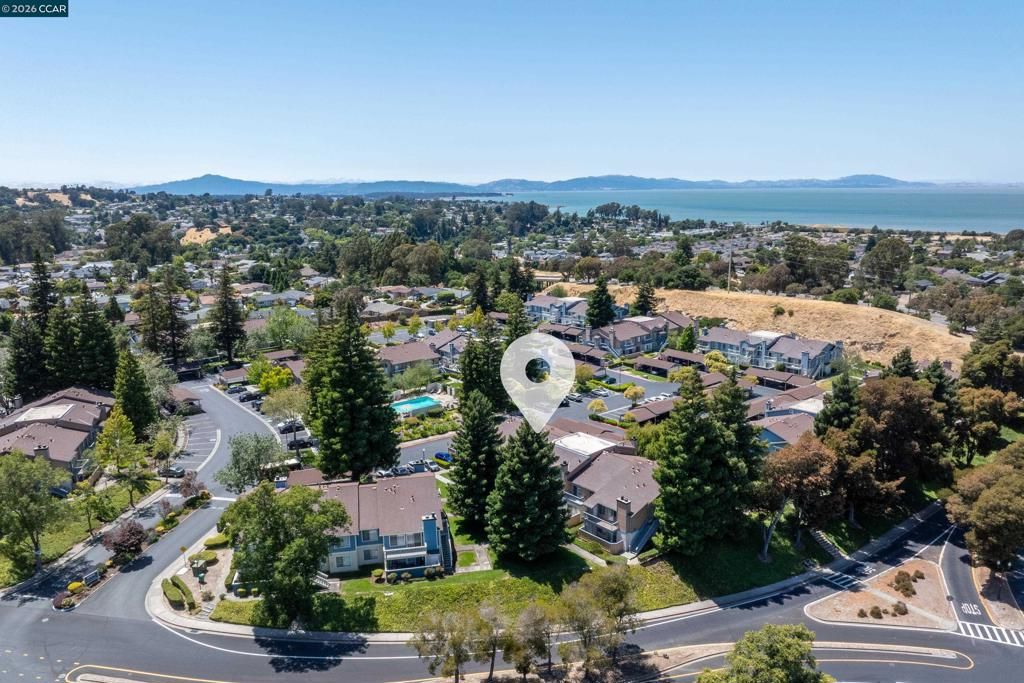 Image 51 of property listing at 15 15 Glenwood, Hercules, CA 94547