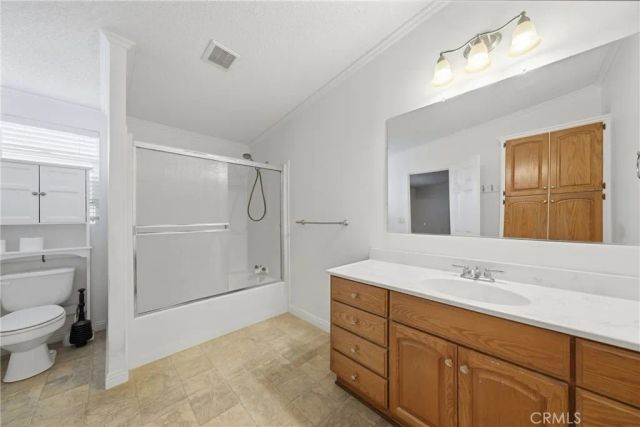 10800 Dale 215, Stanton, CA 90680