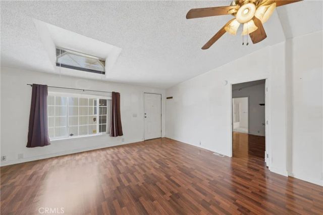 10800 Dale 215, Stanton, CA 90680