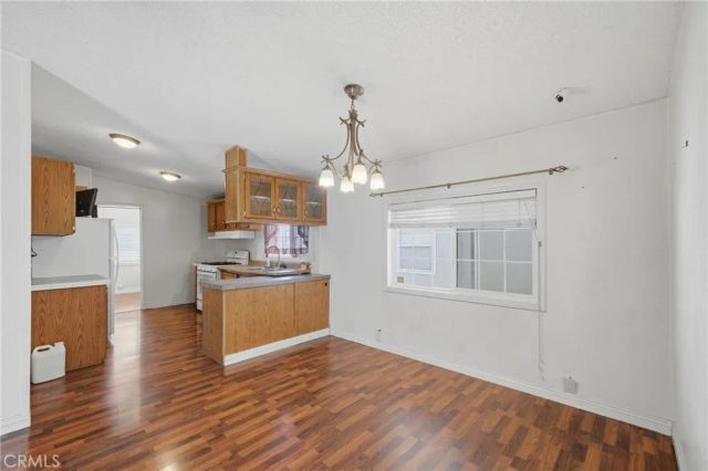 10800 Dale 215, Stanton, CA 90680
