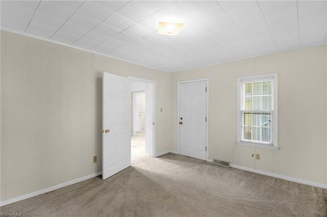 6604 Bronze Road, Jamestown, NC 27282