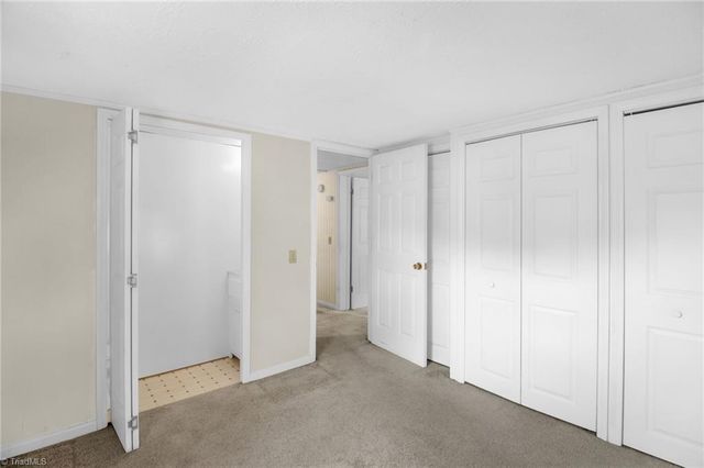 6604 Bronze Road, Jamestown, NC 27282