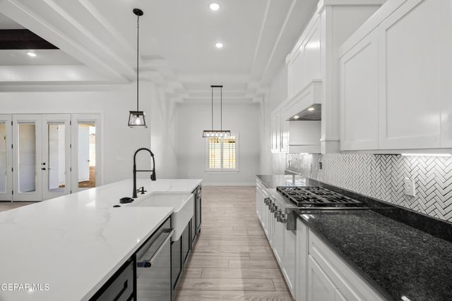 960 NAYLAND Place, El Paso, TX 79928