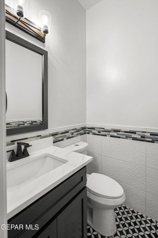 960 NAYLAND Place, El Paso, TX 79928