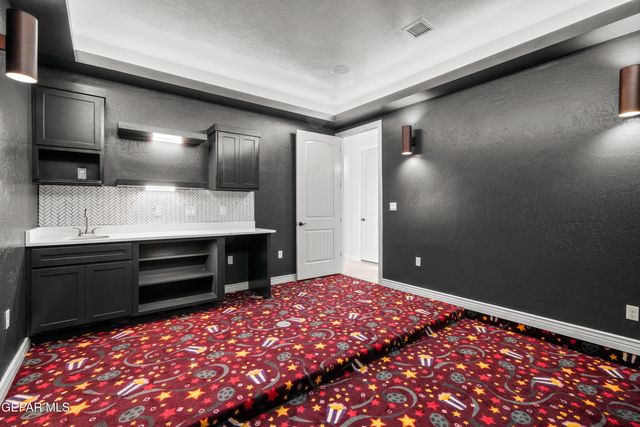 960 NAYLAND Place, El Paso, TX 79928