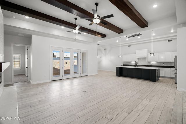 960 NAYLAND Place, El Paso, TX 79928