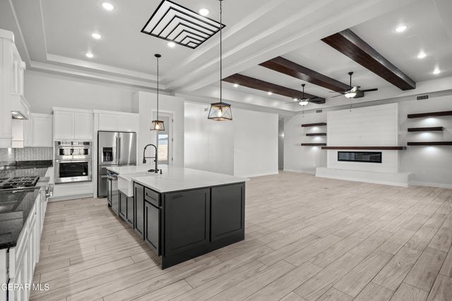 960 NAYLAND Place, El Paso, TX 79928