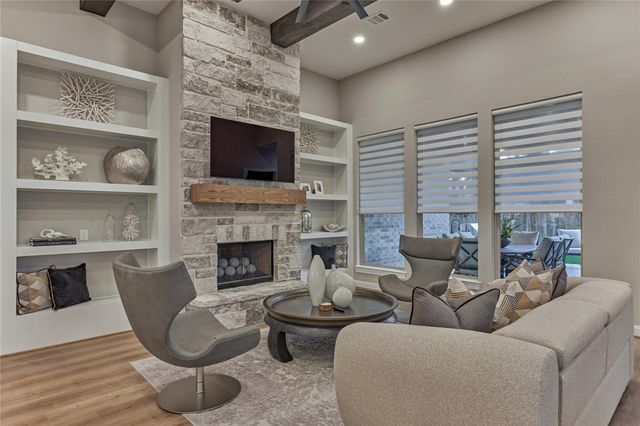 22 Darien Court, Montgomery, TX 77356
