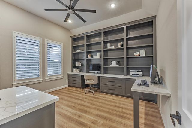 22 Darien Court, Montgomery, TX 77356
