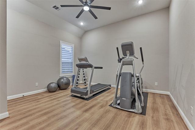 22 Darien Court, Montgomery, TX 77356