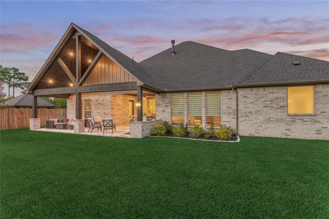 22 Darien Court, Montgomery, TX 77356