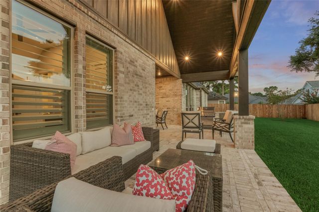 22 Darien Court, Montgomery, TX 77356