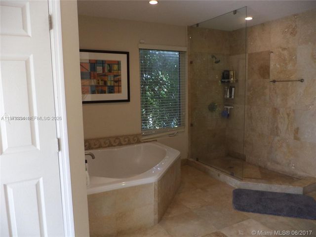 7390 SW 99th St, Pinecrest, FL 33156