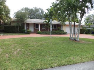 7390 SW 99th St, Pinecrest, FL 33156
