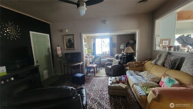 1458 Old Highway 97, Malott, WA 98829