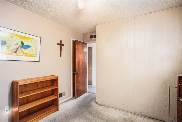 28521 Sutherland Street, Southfield, MI 48076