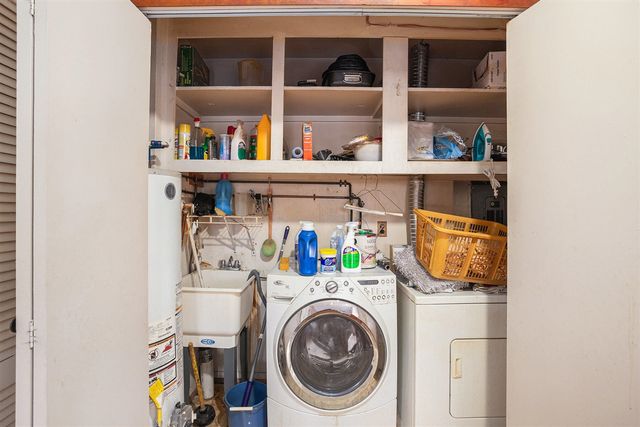 28521 Sutherland Street, Southfield, MI 48076