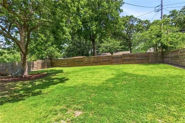 8727 Goddard Street, Overland Park, KS 66214