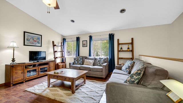 121 Indian Ridge Drive, Michigan City, IN 46360