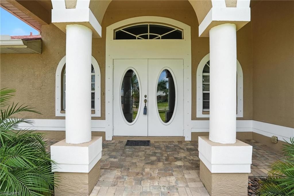 Image 3 of property listing at 4341 SW 25th CT, Cape Coral, FL 33914