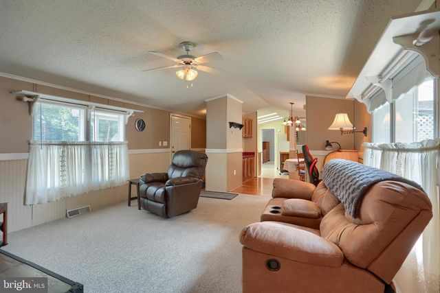 36 GARDEN PARKWAY, Carlisle, PA 17013