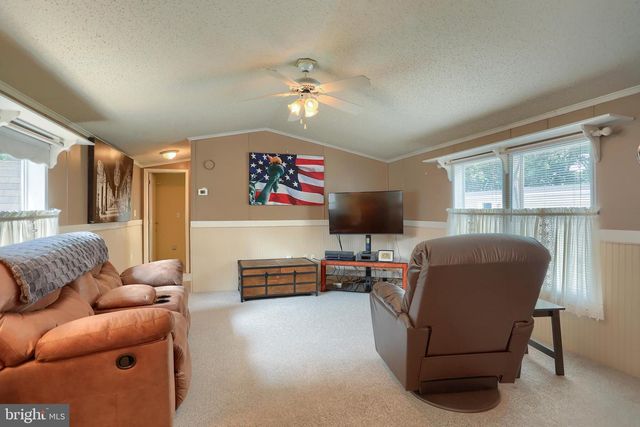 36 GARDEN PARKWAY, Carlisle, PA 17013