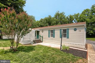 36 GARDEN PARKWAY, Carlisle, PA 17013