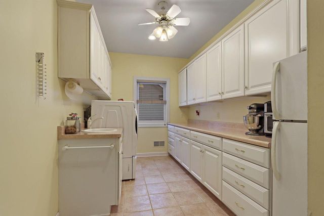 3223 13th PLACE, Kenosha, WI 53144