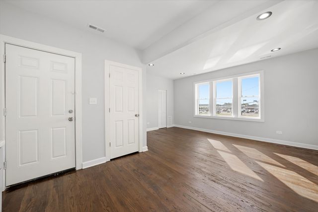 733-35 S Lavergne Avenue, Chicago, IL 60644