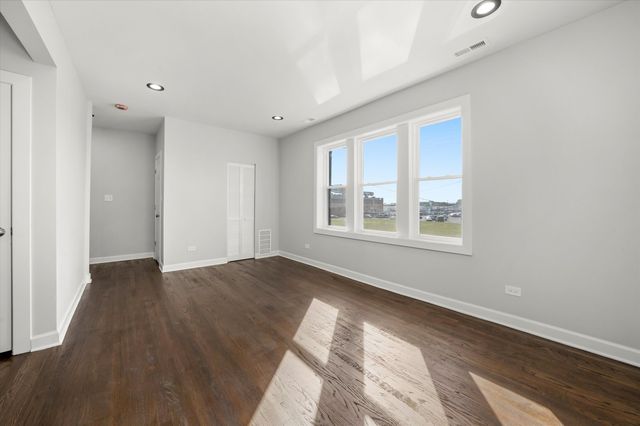 733-35 S Lavergne Avenue, Chicago, IL 60644