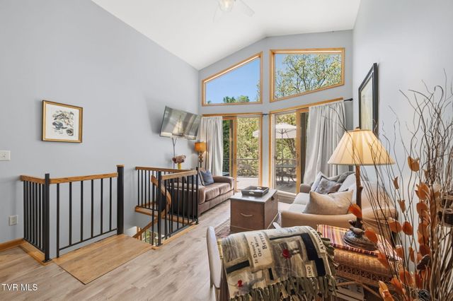 237 Candlewood Lane, Butler, TN 37640