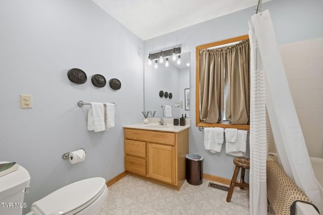 237 Candlewood Lane, Butler, TN 37640