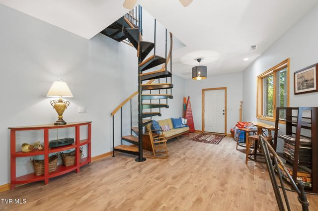 237 Candlewood Lane, Butler, TN 37640