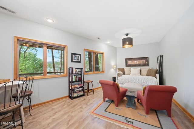 237 Candlewood Lane, Butler, TN 37640