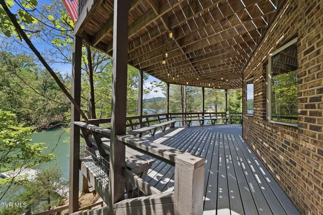 237 Candlewood Lane, Butler, TN 37640