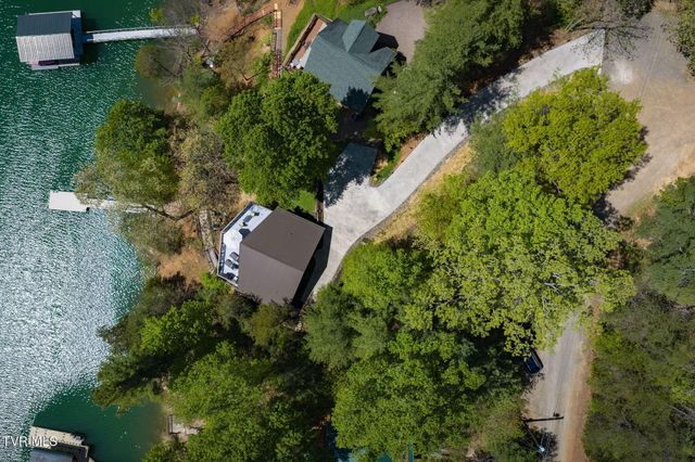 237 Candlewood Lane, Butler, TN 37640