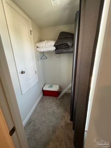 1949 Justice Cir, Gulf Breeze, FL 32563