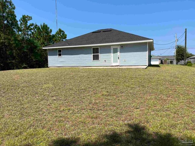 1949 Justice Cir, Gulf Breeze, FL 32563