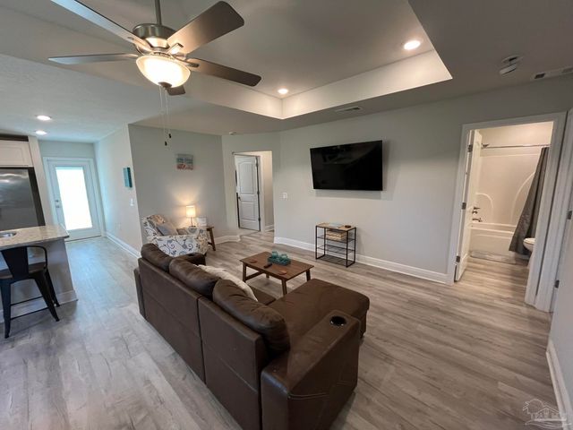 1949 Justice Cir, Gulf Breeze, FL 32563