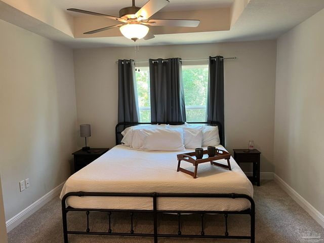 1949 Justice Cir, Gulf Breeze, FL 32563