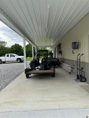 1285 McKendree Church Road, Mayfield, KY 42066