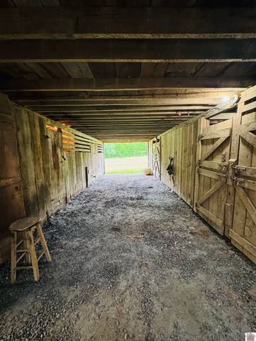 1285 McKendree Church Road, Mayfield, KY 42066